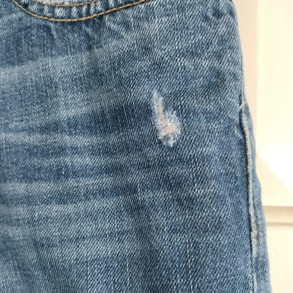 Hollister Denim Shorts Size 30 Button‎ Fly Distressed Cut Off Jorts Y2K